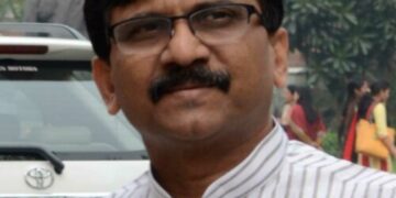 Sanjay Raut Claims That The CM’s Family Made Money Off Of Phoney Invoices During The Epidemic