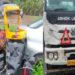 The Vehicle Was Driven Away By The Speed Of The Wind, The Container Hit The Rickshaw As Soon As It Lost Control; Both End On The Spot