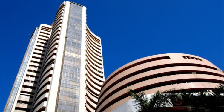 Reliance, HUL, ICICI Bank And ITC Investors Suffered Losses, HDFC Bank-TCS Made Huge Profits