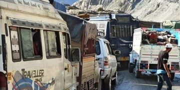 Prior To The Amarnath Yatra, A Top Police Officer Assesses The Security Along The Jammu-Srinagar Highway