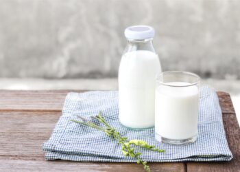 Hey Know The Nutritional Powerhouse: The Benefits Of Goat Milk ।