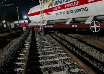 Two Wagons Of The Goods Train Carrying LPG Gas Derailed In Jabalpur, Major Accident Averted
