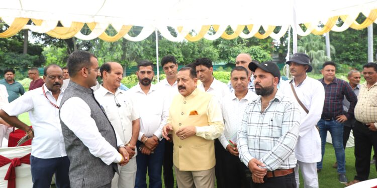 IIT Bombay’s Advice To Students About Caste-based Prejudice On Campus Is “Don’t Ask JEE Scores”