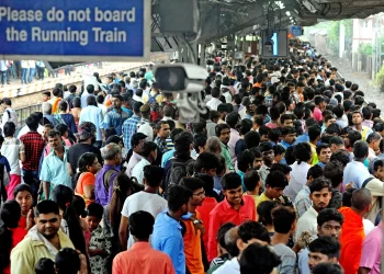 Mumbai Local Train Scratches Platform At Mumbra Station In Thane, Endangering Suburban Services