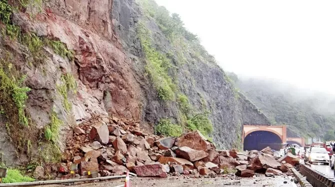 No One Is Hurt When A Landslide On The Mumbai-Pune Expressway Blocks Traffic Heading Into Mumbai