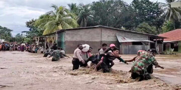 Seasonal Floods Hit A Village In Eastern China, Leaving 5 Dead And 2 Missing