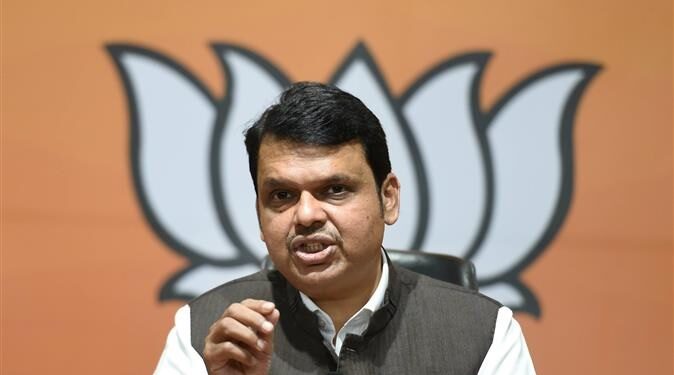 Maharashtra: Fadnavis Refused To Recruit Policemen On Contract, Said To The Opposition – You Will Think If…
