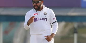 Rohit’s Touching Movement After Receiving A Greeting Card From A Young Fan, “It’s Between You & Me”
