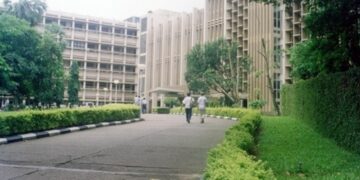 IIT Bombay’s Advice To Students About Caste-based Prejudice On Campus Is “Don’t Ask JEE Scores”