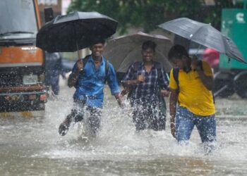 Mumbai, Thane, And Raigad Are Under A “Orange” Weather Alert From IMD, Which Foresees Heavy To Very Heavy Rain