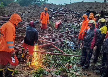 27 People Died In The Raigad Landslide; Sec. 144 Was Implemented Because Of The “Foul Smell Of Bodies”