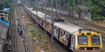 Local Train Services Are Affected In Mumbai Due To A Signal Failure At Churchgate