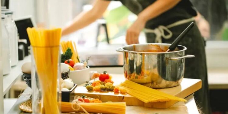 For A Safer Kitchen, Avoid These Fatal Mistakes