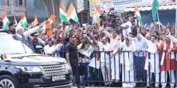 Congress Pokes Fun At The BJP After State Leaders Were Seen Standing Behind Barricades During PM Modi’s Visit To Bengaluru