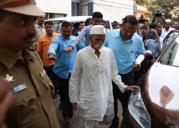 Maharashtra: Case Filed Against Sambhaji Bhide For Derogatory Remarks On Mahatma Gandhi, Tushar Gandhi Had Complained