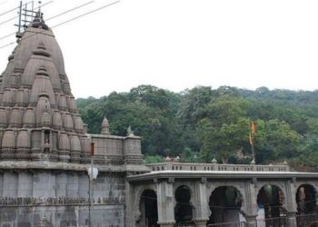 Maharashtra: Bhimashankar Jyotirlinga Administration Ban Use Of Mobile Phones In Temple Premises