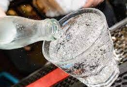 Understanding The Relationship Between Carbonated Drinks And Your Complexion: Fizz And Skin Health