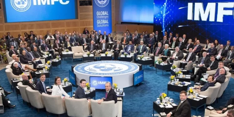 IMF Lowers Its Global Growth Forecast, Calling For A 2.9% In 2024 And 3.0% In 2023