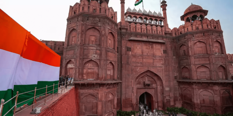 On The Occasion Of Independence Day, The Delhi Police Issues A Traffic Advisory And Installs 1,000 Face Recognition Cameras And Kite Catchers