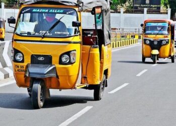 Benefits Of This Enriching Facepack And How To Make A Chia Seeds Face Mask For Glass Skin
