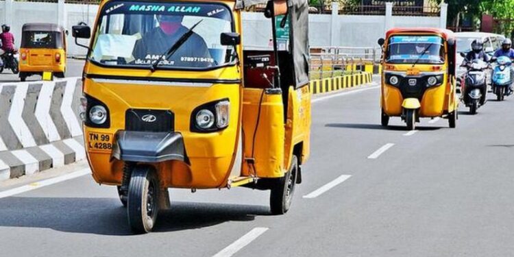 Benefits Of This Enriching Facepack And How To Make A Chia Seeds Face Mask For Glass Skin