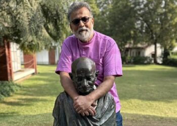 Lone Gandhi Descendant Is Detained By Mumbai Police On The 81st Anniversary Of The Quit India Movement