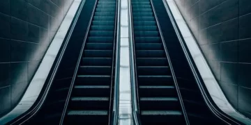 Maharashtra: To Reduce Trespassing Incidents, Railways Installed An Escalator At Diva