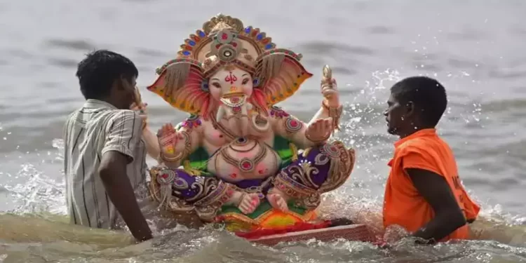 Over 80,000 Idols Were Submerged In Water In Mumbai On The Fifth Day Of Ganesh Celebrations