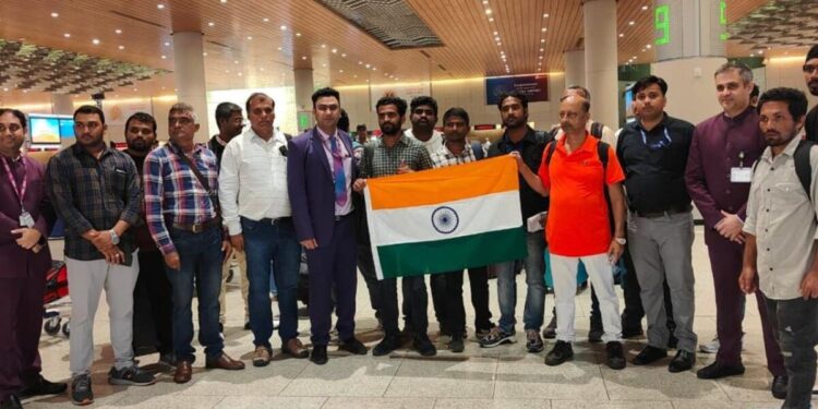 Maharashtra: 18 Indian Sailors Stranded In Yemen Returned Home, Indian Embassy Played An Important Role