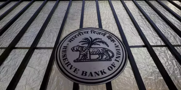 What Experts Predict For The RBI’s Interest Rate Decision Amid Inflation