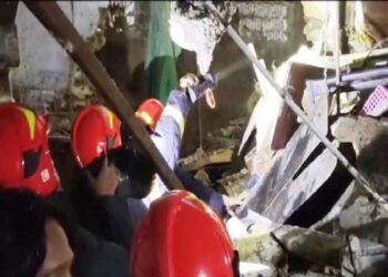 In Thane, Maharashtra, A Building Collapse Claims Two Lives, Including An Infant
