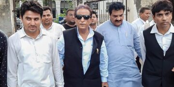 SP’s Azam Khan, Wife, And Son Received 7-Year Sentence In Case Of Fake Birth Certificate, Sent To Jail