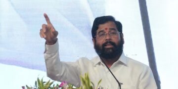 Maharashtra Chief Minister To Provide Rs 10 Lakh Help To Family Members Of Aniveer Who Died In Siachen Glacier