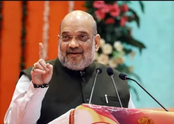 Amit Shah Criticizes The Gandhis Of The Congress In Madhya Pradesh, Claiming That Their “roots Are From Italy, Not India”