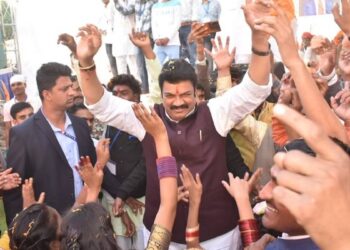 Case Against Madhya Pradesh Minister For Violating The Election Code, Congress Wants Him Fired