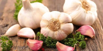 In Winter, Eat A Clove Of Garlic And Get Its Advantages