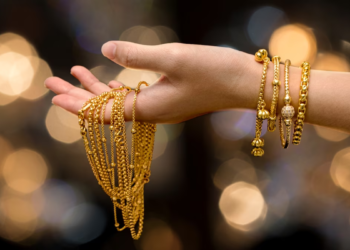 Discounts & Offers For Buying Gold & Diamonds During Dhanteras 2023; See Details Here
