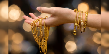 Discounts & Offers For Buying Gold & Diamonds During Dhanteras 2023; See Details Here