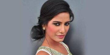 Poonam Pandey, 32, passed away from cervical cancer, according to the manager of the model.