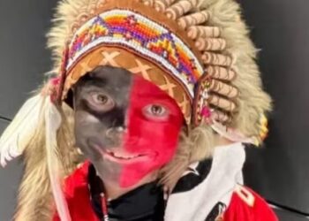 Sports blog sued by young fan of Kansas City Chief accused of Blackface