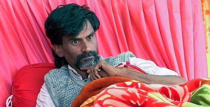 Manoj Jarange frustrated, says Fadnavis wants to eradicate Maratha influence in the state