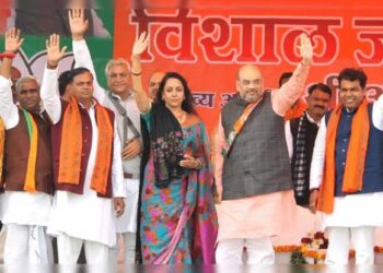 SP-Congress wiped out in first phase of Lok Sabha polls: Amit Shah