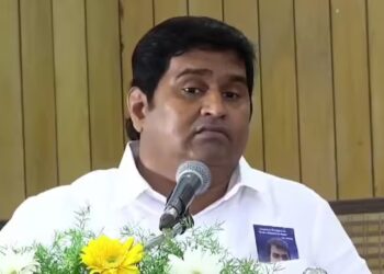 Leader of the Tamil Nadu BSP murdered; eight suspects are being held; protesters block a route in Chennai