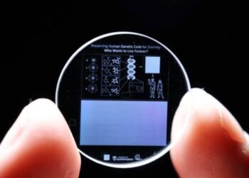 British scientists store the human DNA on a 5D memory crystal that can be retrieved billions of years later