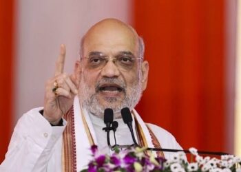 “Why are there Pakistan Zindabad slogans at Congress events?” Amit Shah asked Rahul Gandhi