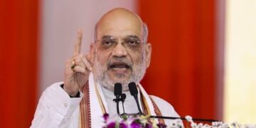 “Why are there Pakistan Zindabad slogans at Congress events?” Amit Shah asked Rahul Gandhi