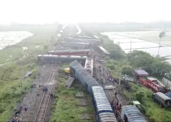 What caused Darbhanga-bound train to hit goods waggon near Chennai? Official explains