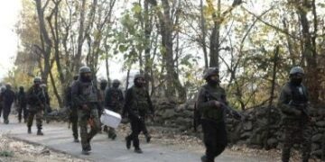 Kishtwar battle with terrorists kills Army JCO, injures 3 others.