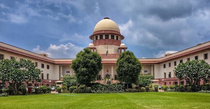 The Supreme Court quashed an FIR that accused a man of raping a woman under the guise of marriage.
